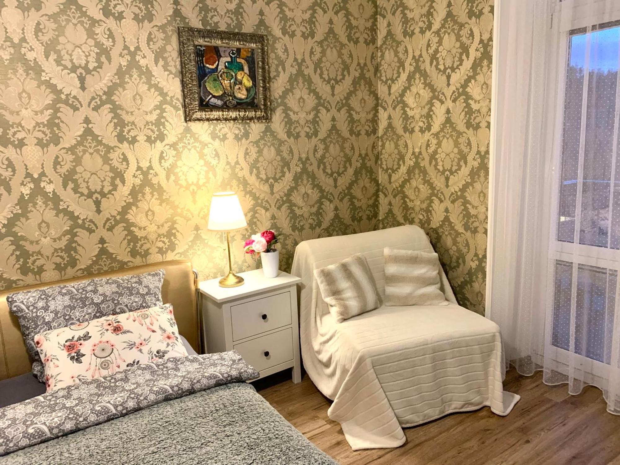 Romanceart Apartments การ์โลวีวารี ภายนอก รูปภาพ